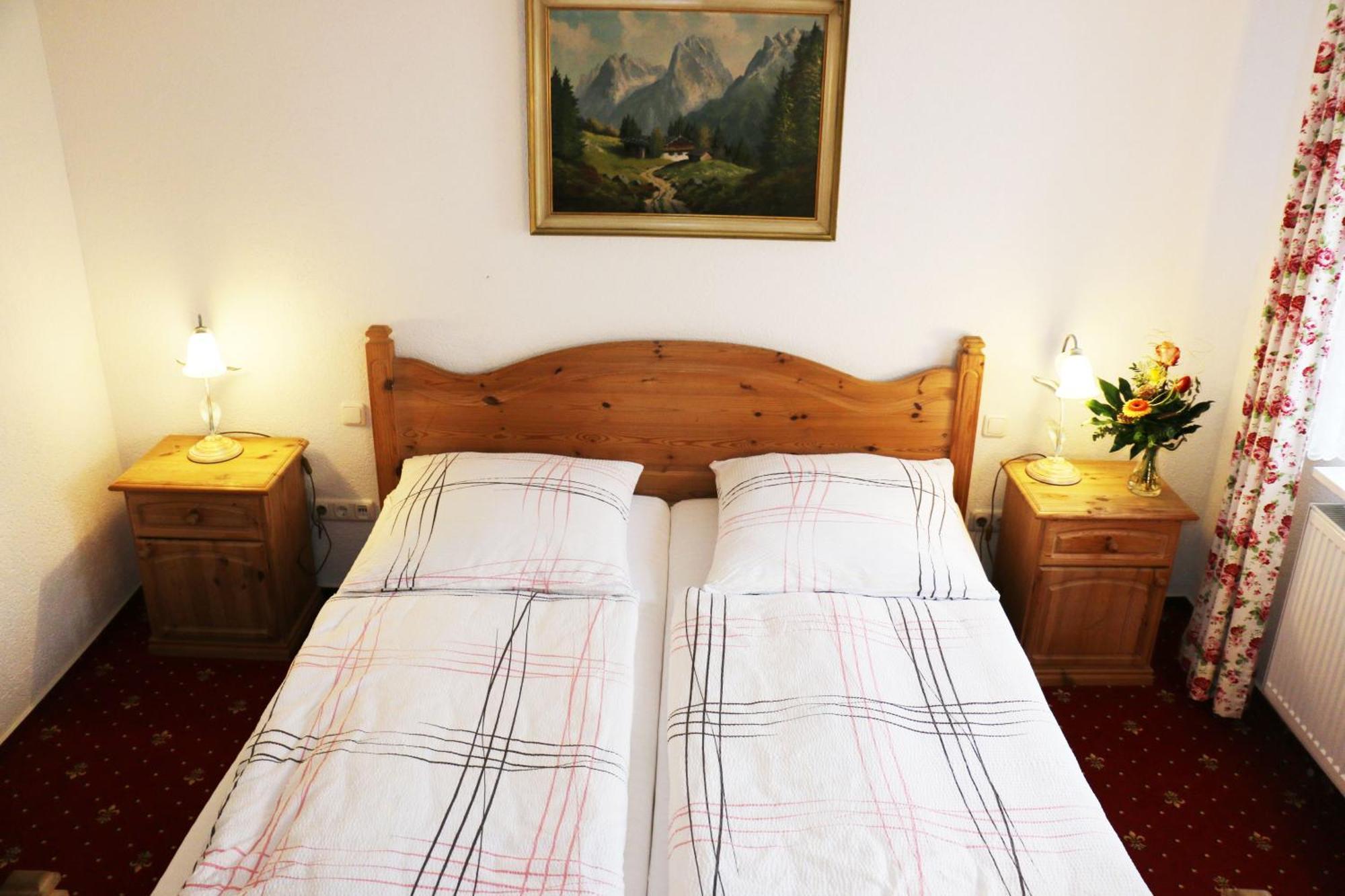 Landhotel Rangau Gasthof & Brennerei Markt Erlbach Kültér fotó