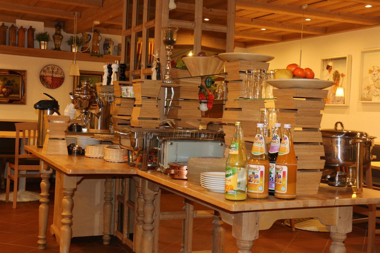 Landhotel Rangau Gasthof & Brennerei Markt Erlbach Kültér fotó